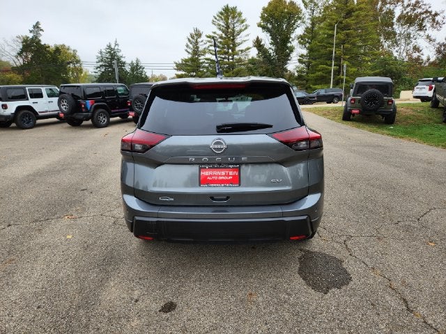 2024 Nissan Rogue SV FWD