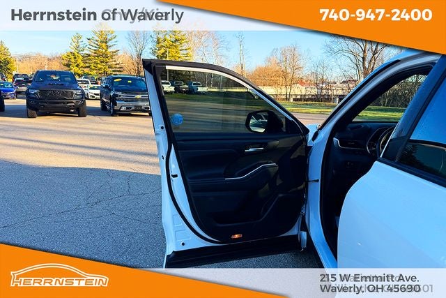 2023 Toyota Highlander XSE