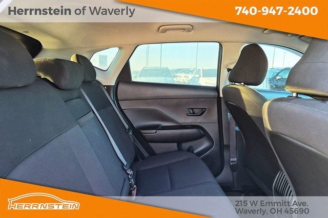 2025 Hyundai Kona SE