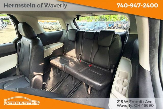 2022 Kia Carnival MPV LX Seat Package